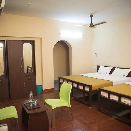 Navagraha Homestay Кумбаконам Экстерьер фото
